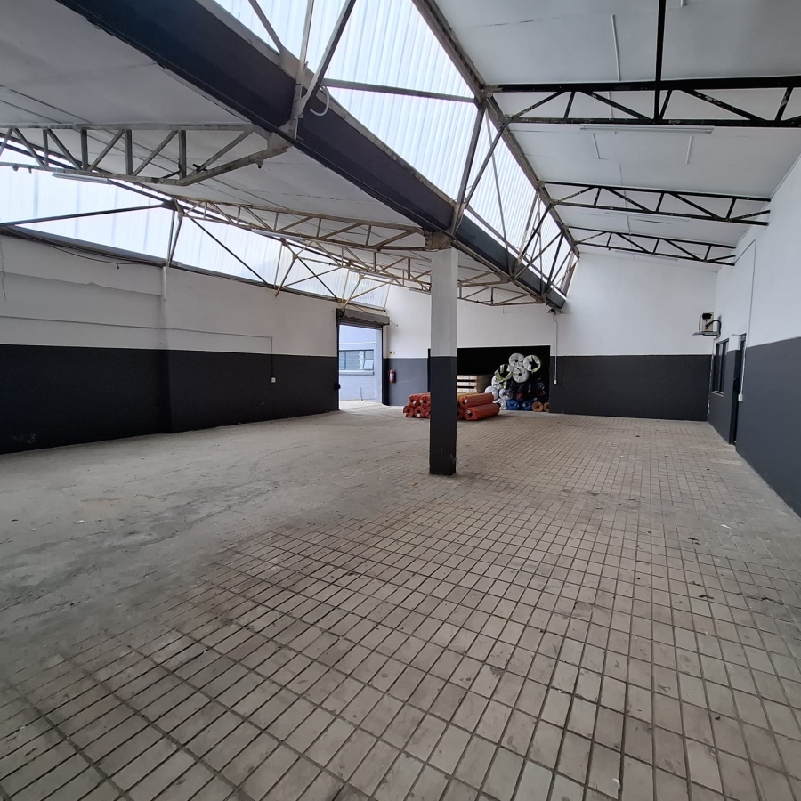 To Let commercial Property for Rent in Peerless Park East Western Cape